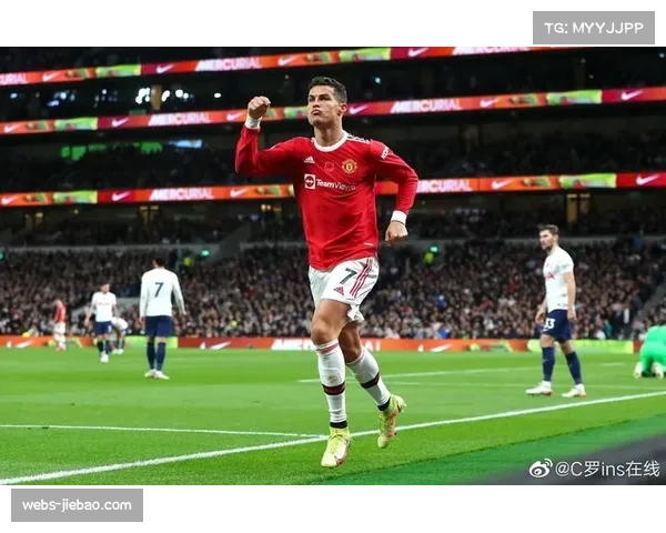 半场：曼联1-0纽卡，多尔古禁区凌空抽射破僵局