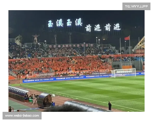 玉溪高原体育中心承办云南玉昆主场，小球市球队生存探索