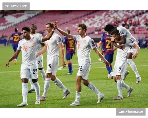 “莱默尔攻防全能表现，拜仁右路新引擎的战术价值”